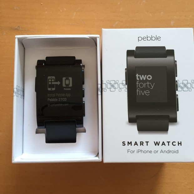 Pebbleが届きました！